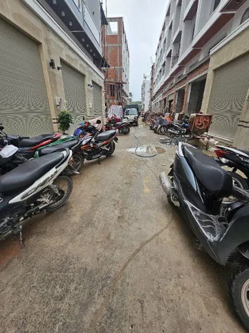 Bán nhà 5 Tầng - Hẻm ôtô, DT: 91m² ngang 4m giá 7.5 tỷ Phường Bình Tân