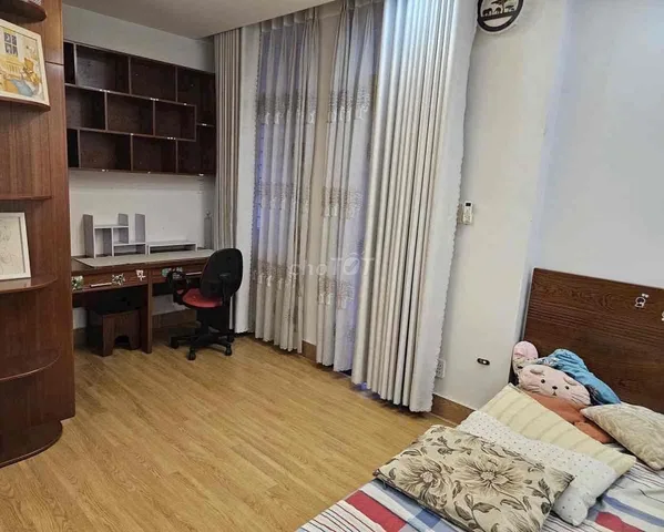 Mặt tiền Yesin vị trí không có gì để bàn. Giá chỉ 10ty5. Xem nhà alo