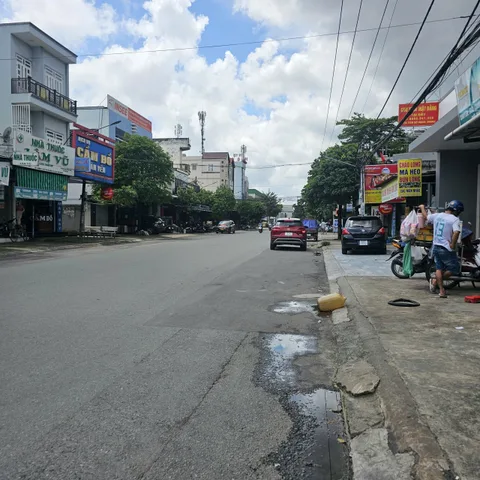 CHÍNH CHỦ BÁN NHANH _  NHÀ TRỌ  MẶT TIỀN ĐƯỜNG SỐ _ KD FULL P.36 PHÒNG / 50TR/TH. NHỊ ĐỒNG DỈ AN.