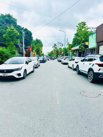 CHO THUÊ MẶT BẰNG KINH DOANH MỚI 100% NGAY VÒNG XOAY HIỆP THÀNH 3 -THỦ DẦU MỘT- BÌNH DƯƠNG