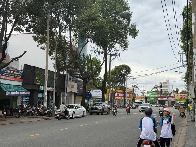 CHO THUÊ MẶT BẰNG GẦN NGAY NGÃ 6 THỦ DẦU MỘT BÌNH DƯƠNG