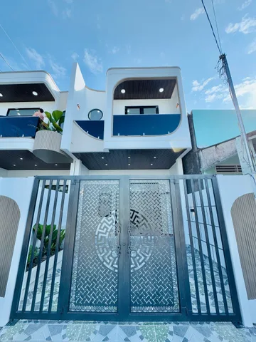 BÁN NHÀ MẶT TIỀN PHAN VĂN TRƯỜNG - RẠCH GIÁ 
Thiết kế hiện đại - 4 Phòng ngủ - Tặng nội thất