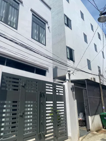 🏠☘️Cách mặt tiền 20m Tỉnh lộ 10,DT 63m2-2 tầng -2pn nở hậu -Nhỉnh 5 tỷ

👉Vị trí đẹp,Gần Aoen mall, gần trường học, Bx miền Tây, thuận tiện đi các quận trung tâm 
📕Sổ hồng riêng ,hoàn công đầy đủ ....A1A4AD
