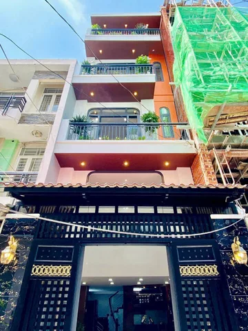 Vị trí đẹp gần chợ Gò Vấp. Nhà 38m2 Nguyễn Văn Nghi xây 1 trệt 3 lầu, gá 2 tỷ 350. Hẻm 4m hơn
