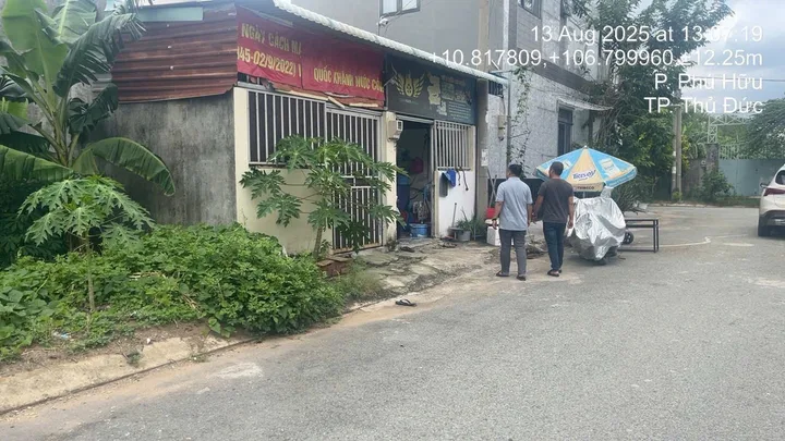 Bán căn nhà Mt rộng. Kdc đường bưng ông Thoàn * 6.6 x 13.13