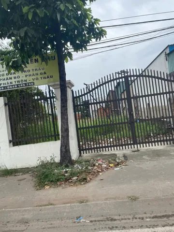 5x50M (100M2 ODT) KDC sầm uất có đầy đủ mọi tiện ích, từ QL13 rẽ vào đất chỉ 200M - 480TR
