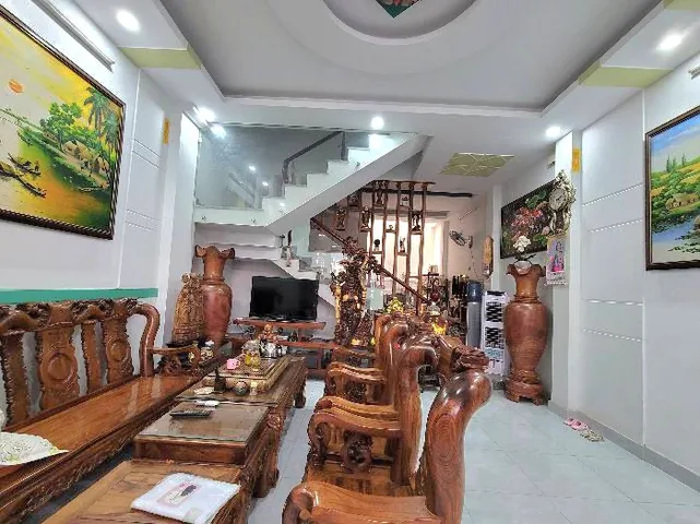 BÁN NHÀ ĐẸP SÁT TÂ.N KỲ TÂN QUÝ - ÔTÔ VÀO NHÀ NGỦ - 4PN - ( 4.2X18M )