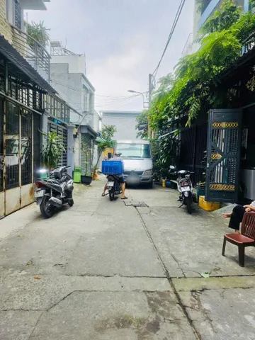 Bán nhà hẻm xe tải 7m, 5 tầng,5pn,4x17, không dính qh, nhỉnh 8 tỷ, SHR
