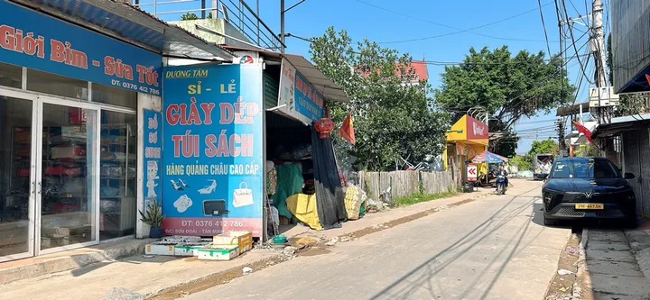 Bán 88 m Sát Trục Chính  Sơn Đoài - Tân Minh
Gần Dự Án Trường Đua Ngựa