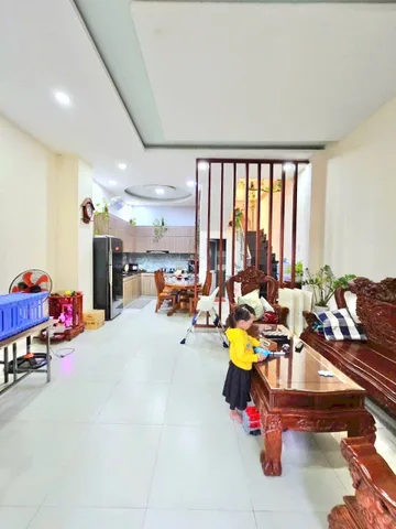 🚗 BÁN NHÀ 2 TẦNG - 53M2( 5*10.8) - HOÀN CÔNG - ĐA TIỆN ÍCH - HẺM XE HƠI 6M - GẦN CHỢ, UBND P. LONG TRƯỜNG, THỦ ĐỨC.(A)