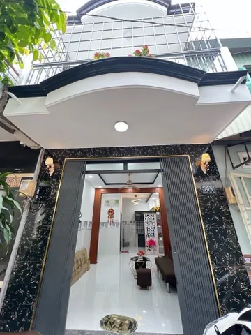NHÀ 1 TRỆT 1 LẦU – HẺM 35 CAO LỖ, P4 Q8 – NHÀ MỚI TINH – 2PN – HẺM 3M – 2.55 tỉ