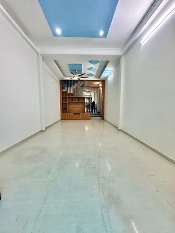 Bán nhà 105m² ngang 4m giá 6.3 tỷ tại Phường Tân Thới Nhất Quận 12