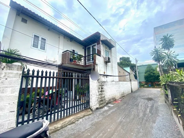 🚗 BÁN NHÀ 2 TẦNG - 51M2(8.2*6.2), HOÀN CÔNG, 3PN, 2WC, CÓ P. NGỦ TRỆT - ĐA TIỆN ÍCH - HẺM XE HƠI - GẦN QL1K, TTHC, LÀNG ĐHQG - LINH XUÂN, THỦ ĐỨC.(9)