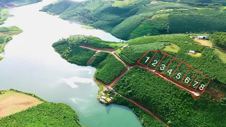 Hồ Đak Long Thượng - View cực phẩm ven hồ