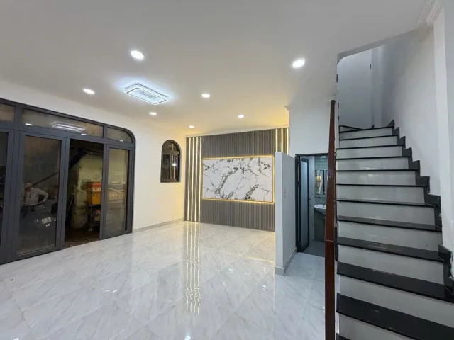 T1669 🔥 ⭐️ sát chợ Gò Vấp, SHR, Lô góc, 2 tầng, 5.5x5.6m, 4.x tỷ