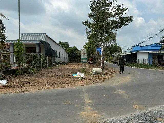 Đất góc 2 mặt tiền buôn bán kinh doanh Trương Thị Kiện xã Thái Mỹ Củ Chi TPHCM, DT: 6x35m.