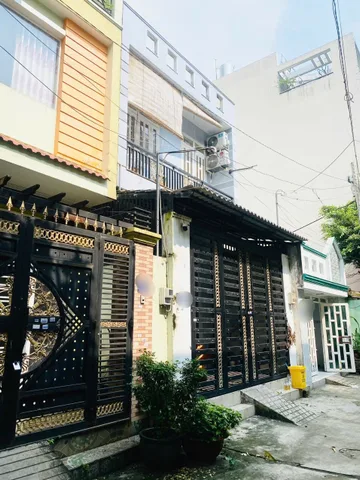Gần Tên Lửa – Tỉnh Lộ 10,Quận Bình Tân ,Dt 68m2-2 tầng- Hẻm xe hơi , Giá 5.25 tỷ