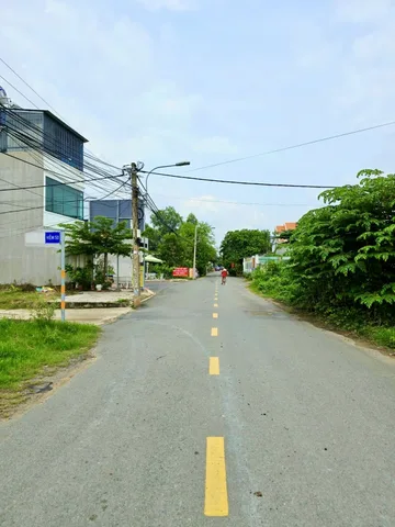 🚗 BÁN NHÀ C4 - MẶT TIỀN ĐƯỜNG LONG PHƯỚC - 400M2( 8*50), CÔNG NHẬN ĐỦ - 200M2 THỔ CƯ, 200M2 CLN ( LÊN ĐƯỢC THỔ). TIỆN ÍCH BỔ VÂY - GẦN CHỢ, UBND - LONG PHƯỚC, THỦ ĐỨC.(A)