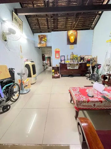 Cần bán nhà cấp 4, Nguyễn Lâm - Phú Nhuận, diện tích lớn 102m2, ngang 5.5  nở hậu, giá tốt