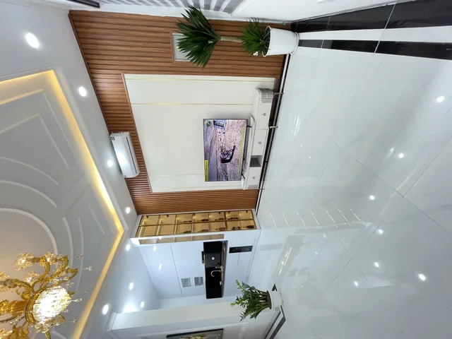 Bán nhà Chùa Bộc 49m² ngang 5,5m giá 19.3 tỷ Phường Kim Liên