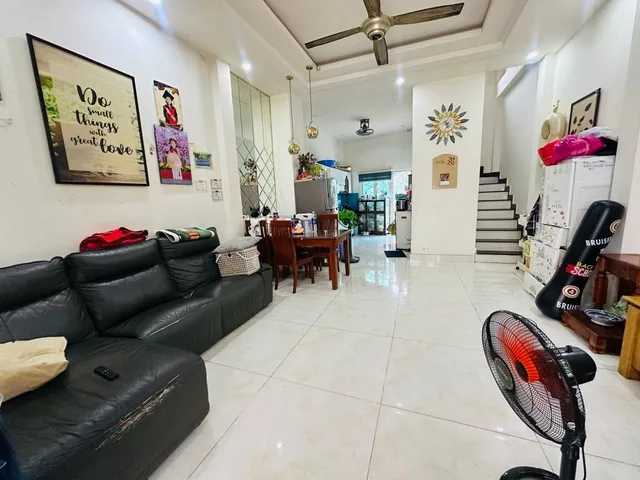 Bán nhà 3 tầng liền kề, hẻm ô tô, một sẹc đường Tân Hòa 2, – Hiệp Phú, Quận 9 (cũ)