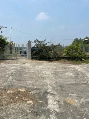 (L868) Đất 1/ ngắn Kênh Đông, xã Trung Lập Thượng, dt 1.002m2, thổ cư 300m2, giá 3 tỷ 800