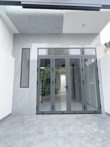 🚗 BÁN NHÀ 3 TẦNG - 51M2( 4*13), HOÀN CÔNG, FULL NỘI THẤT - HẺM XE HƠI -  NHÀ MỚI - GẦN CHỢ, UBND - LONG TRƯỜNG, THỦ ĐỨC.(T)