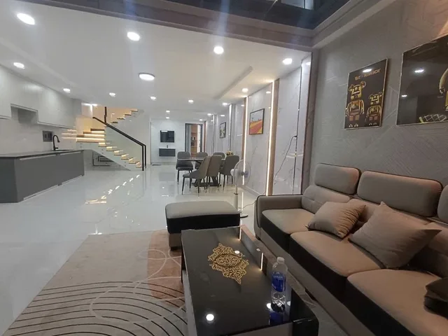 BÁN NHÀ PHAN VĂN HƠN - TÂN THỚI NHẤT- 2 TẦNG - XE HƠI NGỦ TRONG NHÀ - DIỆN TÍCH 99M2 (5.3X18.6)- GIÁ NHỈNH 7 TỶ