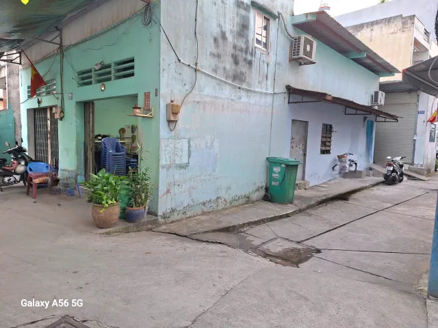 Mặt tiền kinh doanh, nhà 2 tầng đường Lê Đình Cẩn. Ngang khủng 8,5m Dtsd (127,5 m2) Shr. Hẻm xe tải thông, chỉ hơn 6ty