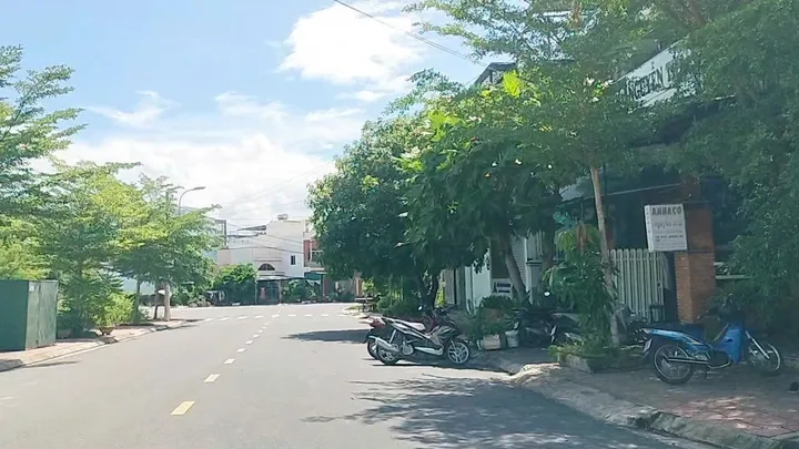 0938113403 Bán đất 90m² giá 2.4 tỷ Phường Ninh Hòa Z142
