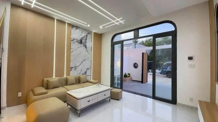 Nhà Cuối Đường Đồng Khởi 110M2 Sổ Riêng Bao Hoàn Công Giá Hơn Tỷ Đường 9M