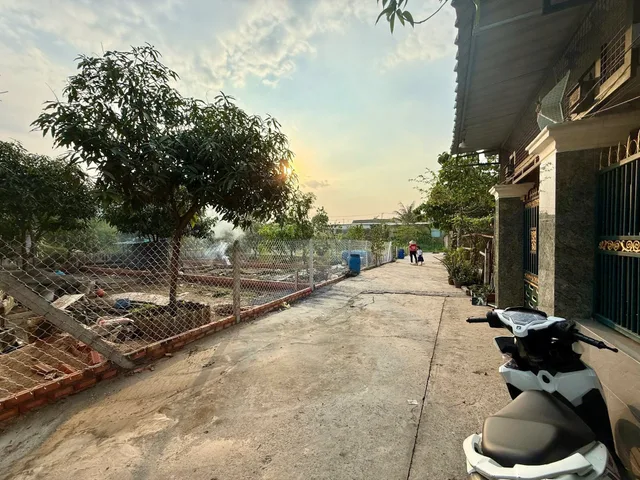 Bán đất 103m² ngang 7m giá 2.35 tỷ Xã Xuân Thới Sơn - Đã bán