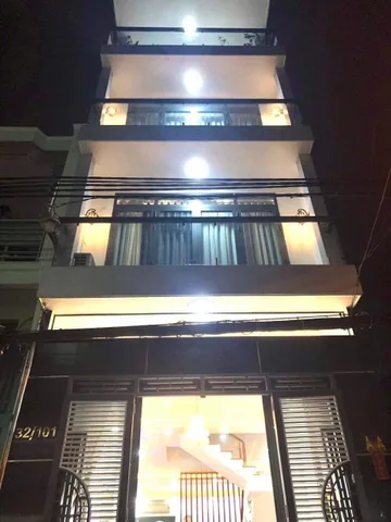 Nhà hẻm xe hơi 8m q11 lãnh binh thăng bình thơi dt 4.5 x 13m, 4 tầng 11.8 tỷ