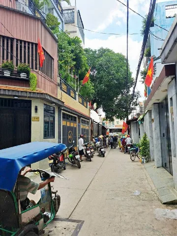93/ Bán nhà 4 Tầng - Hẻm ôtô, DT: 4x28= 112m² , giá 9 tỷ Phường Bình Hưng Hòa
