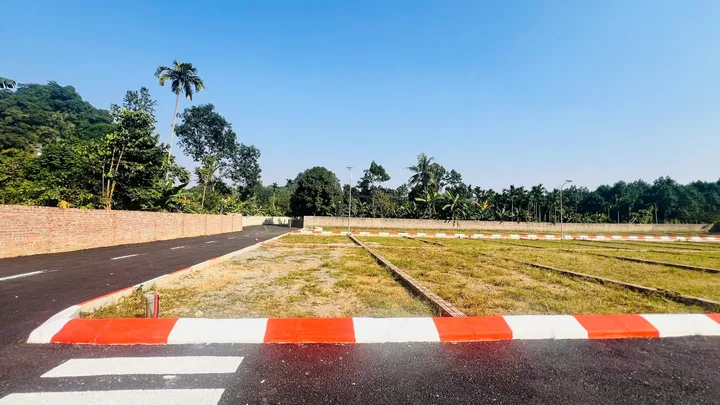 Đất thổ cư 60m² tại Cao Dương – giá chỉ 3xx
Lõi cụm KCN – dân cư sẵn – hạ tầng hoàn thiện – cách Hà Nội 40km