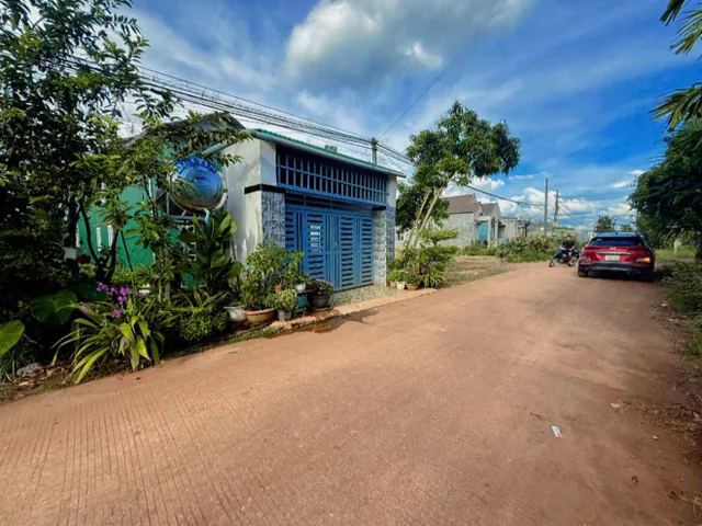 Bán đất 115m² ngang 5m giá 1.29 tỷ Xã Quảng Phú