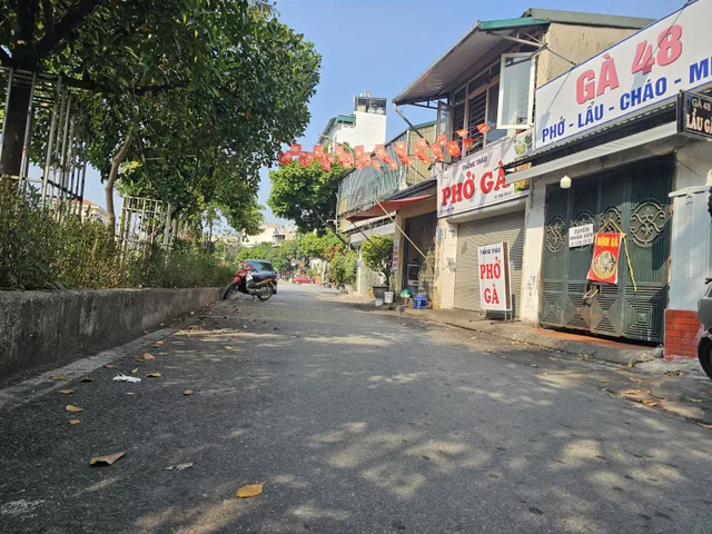 Bán nhà Mặt phố Ngọc Thụy 108m² ngang 8m giá 20 tỷ Phường Bồ Đề (MUA/BÁN BĐS nhắn tin Zalo 0862299066)