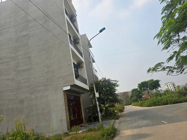 Bán 75m đất giãn dân yên mẫn vạn an dãy L1. Cạnh vườn hoa. Phường kinh bắc tỉnh bắc ninh