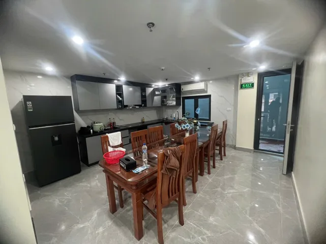 Bán nhà 6 tầng diện tích đất 131.7m làn 2 đường hoàng hoa thám. Cạnh chung cư thanh bình. Kinh doanh khách sạn và nơi lưu trú tốt. Phường võ cường tỉnh bắc ninh