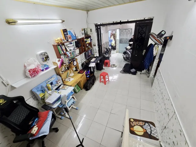 🚗 BÁN NHÀ 2 TẦNG - 40M2( 4*9.5), HOÀN CÔNG, KHÔNG QH - HẺM 3 GÁC, CÁCH HẺM XE HƠI 3 BƯỚC CHÂN -  GẦN QL1K, CẦU VƯỢT LX, KCN, LÀNG ĐHQG - LINH XUÂN, THỦ ĐỨC.(1)