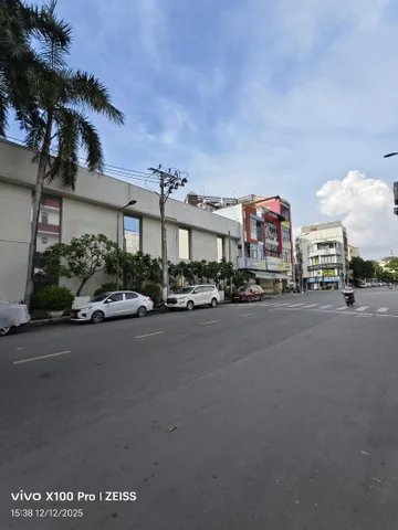 Bán nhà c4 phù hợp xây mới tại khu vip P4 Tân Bình - view công viên trước nhà. Hàng hiếm có khó tìm.