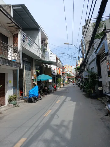 BÁN NHÀ MẶT TIỀN - 4X11M2  - 2 TẦNG - NGAY NGUYỄN QUÝ YÊM -- GẦN AN DƯƠNG VƯƠNG - CẠNH BÊN VÕ KIỆT - KHU DÂN CƯ AN NINH - XE HƠI VÀO TỚI CỬA - NHỈNH 5TỶ - TL - SỔ HỒNG RIÊNG - HCĐ - CÔNG CHỨNG NGAY