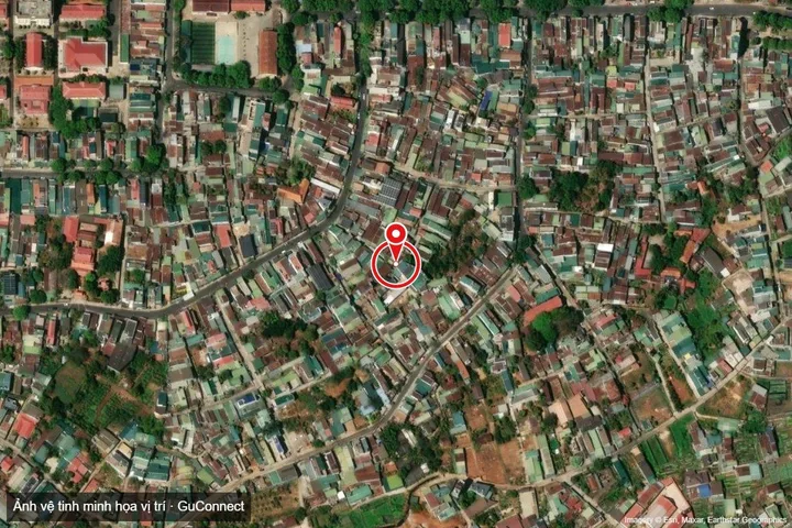 Bán đất tặng nhà hẻm 76.6m² ngang 4m giá 1.9 tỷ Phường Buôn Ma Thuột