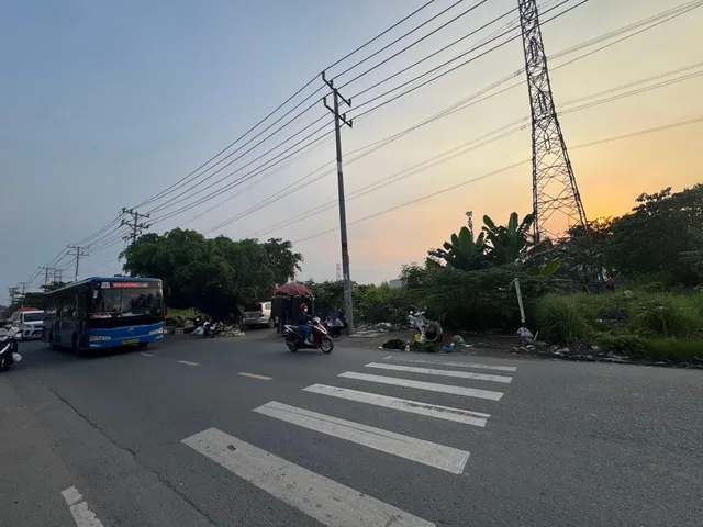 KHU KINH DƯƠNG VƯƠNG – BIGC AN LẠC – NGANG 8,6M, TIỆN XÂY TÒA NHÀ 7 TẦNG