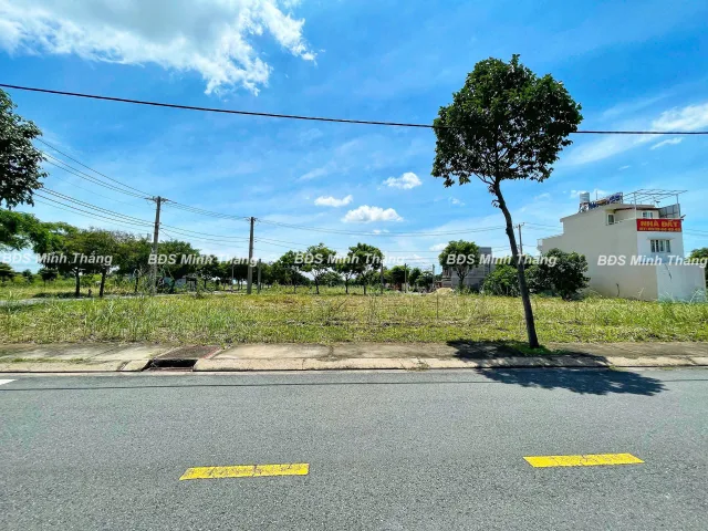 Bán đất góc 2 mặt tiền, KDC Sài Gòn Village, 80m²  giá 2.25 tỷ Xã Cần Giuộc