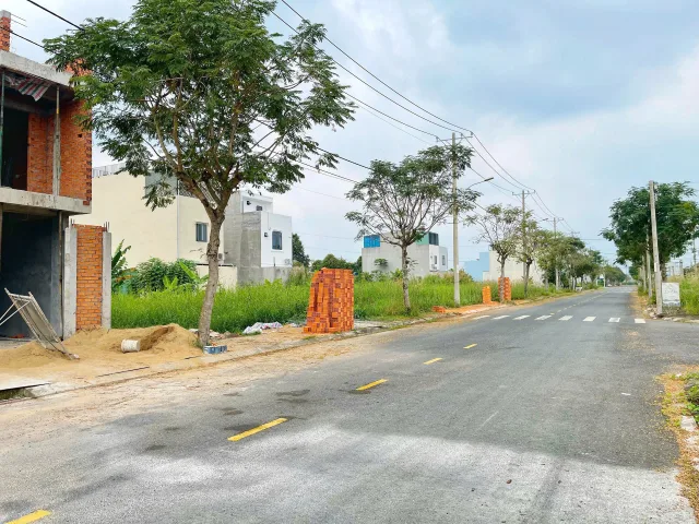 Bán đất view Phố đi bộ, Sài Gòn Village, 120m² ngang 6m giá 3.6 tỷ Xã Cần Giuộc