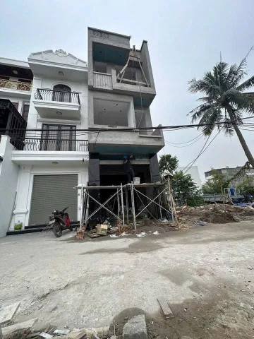 🏘 BÁN NHÀ 3 TẦNG MỚI TINH, Ô TÔ ĐỖ CỬA – CẠNH TRƯỜNG TIỂU HỌC HÙNG VƯƠNG, GIÁ CHỈ 3,5 TỶ