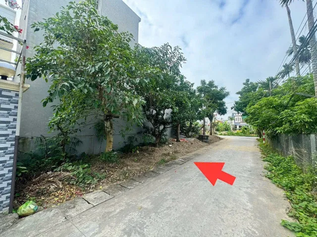 Bán 50 m lô góc đường nhựa 7 m Lâm Động gần đường vành đai 2. L/ h :076.231.9990 e Thúy