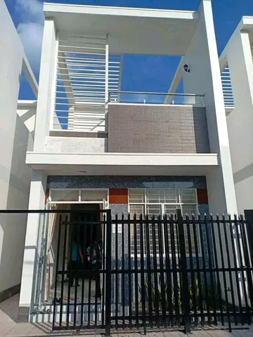 Bán nhà 1 trệt 1 lầu chủ quyền đầy đủ khu dân cư Bình Phú giá 1.9 tỷ