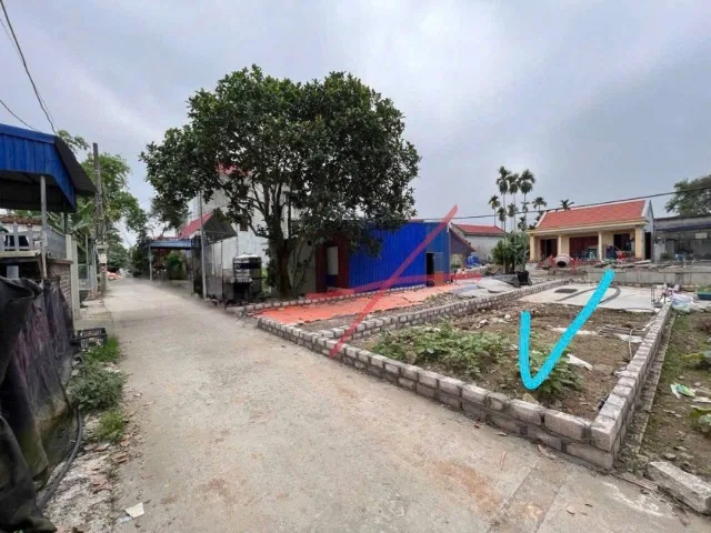 Bán 64 m Hoa Động đường thông từ 203 tới Doji .ô tô chạy vèo vèo . L/h:076.231.9990 e Thúy